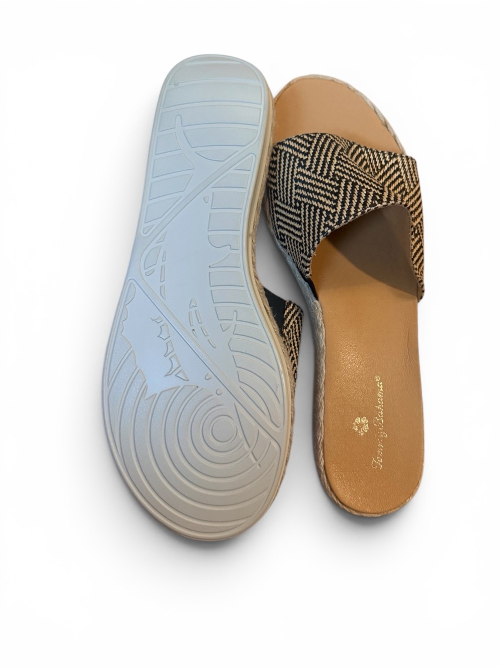 Tommy Bahama Black and Tan Woven Slide Sandals—NWOT - Picture 4 of 5
